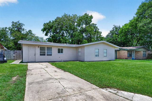 3408 Palm Avenue, Texas City, TX 77590