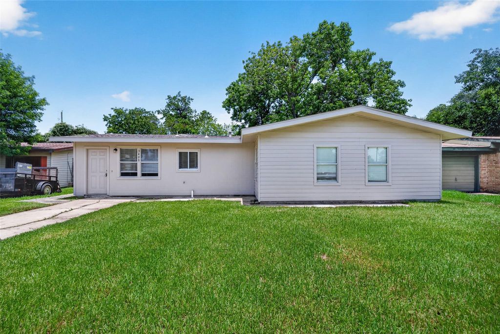 3408 Palm Avenue, Texas City, TX 77590
