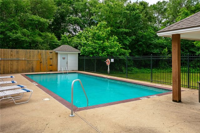 1620 Culture Lane, College Station, TX 77845