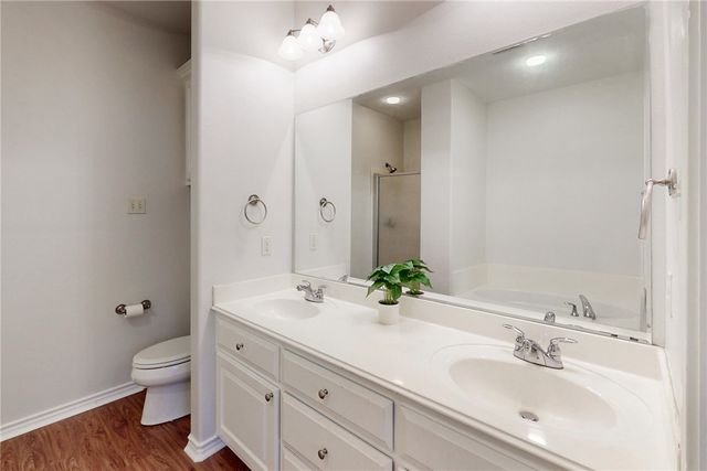 1620 Culture Lane, College Station, TX 77845