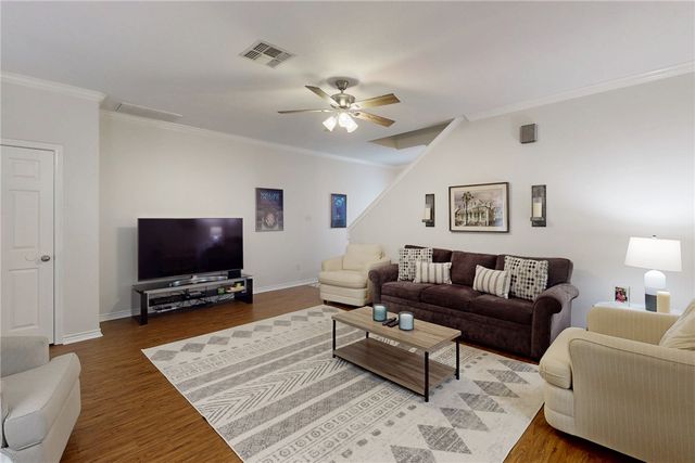 1620 Culture Lane, College Station, TX 77845