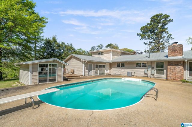 207 CRESCENT CIRCLE, Jasper, AL 35503