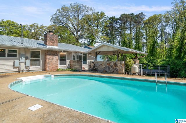 207 CRESCENT CIRCLE, Jasper, AL 35503