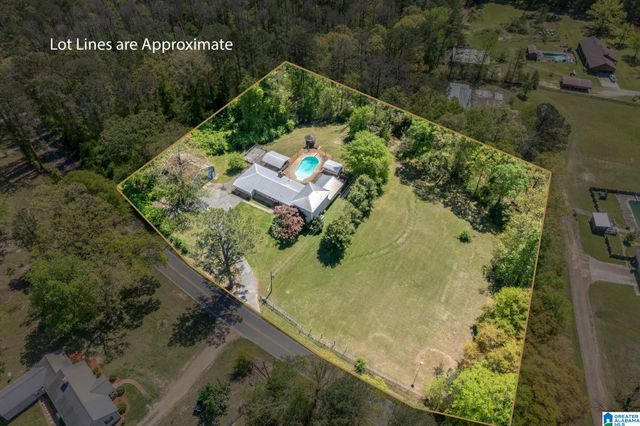 207 CRESCENT CIRCLE, Jasper, AL 35503