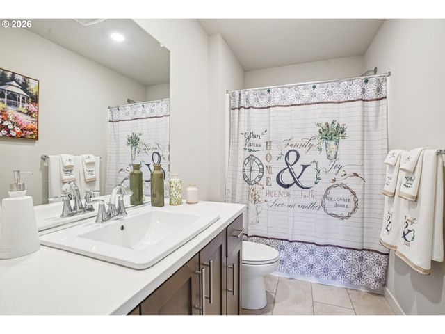 12095 Sw SONGLARK Ter, Beaverton, OR 97007