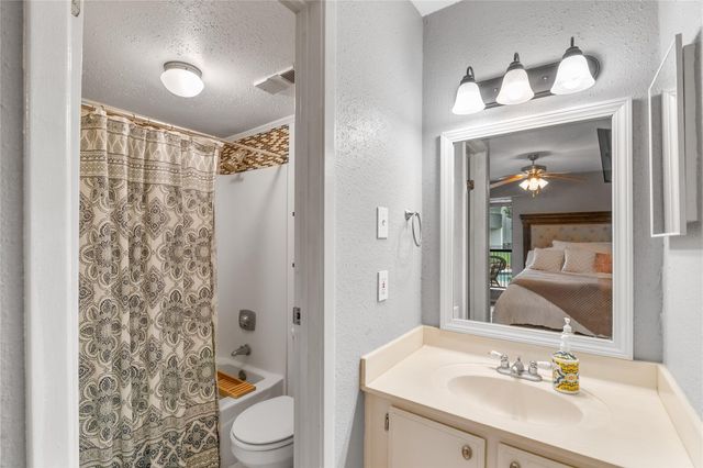 13151 Walden Road 161, Montgomery, TX 77356