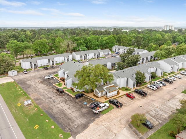 13151 Walden Road 161, Montgomery, TX 77356