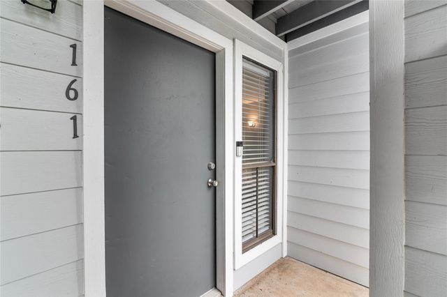 13151 Walden Road 161, Montgomery, TX 77356