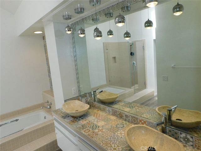 5 Lakefront, Irvine, CA 92604
