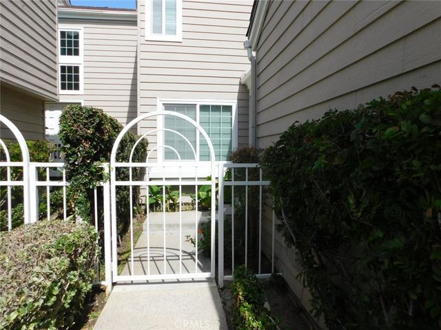 5 Lakefront, Irvine, CA 92604