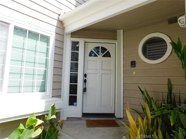 5 Lakefront, Irvine, CA 92604