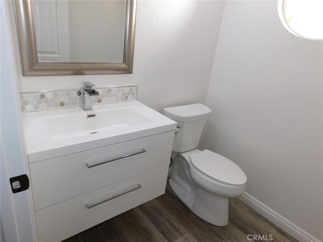 5 Lakefront, Irvine, CA 92604