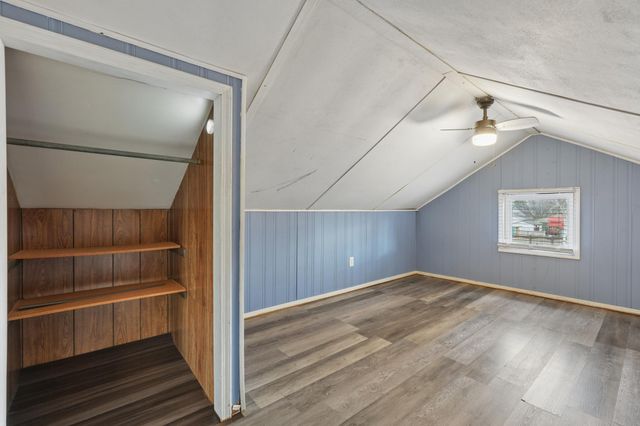 228 8th Avenue S, South Saint Paul, MN 55075