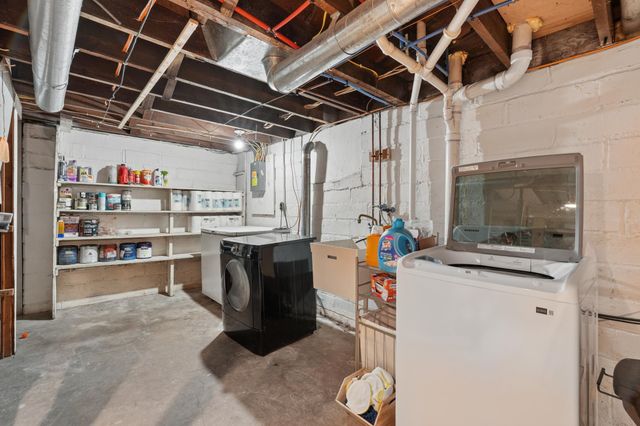 228 8th Avenue S, South Saint Paul, MN 55075