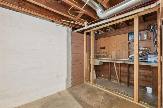 228 8th Avenue S, South Saint Paul, MN 55075