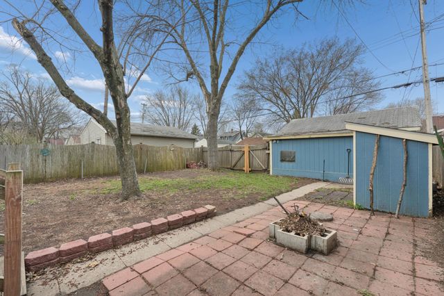 228 8th Avenue S, South Saint Paul, MN 55075