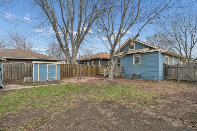 228 8th Avenue S, South Saint Paul, MN 55075