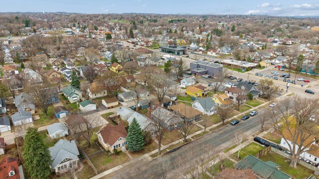 228 8th Avenue S, South Saint Paul, MN 55075