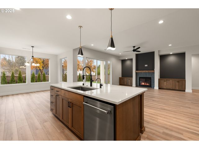 1109 Nw 150TH St, Vancouver, WA 98685