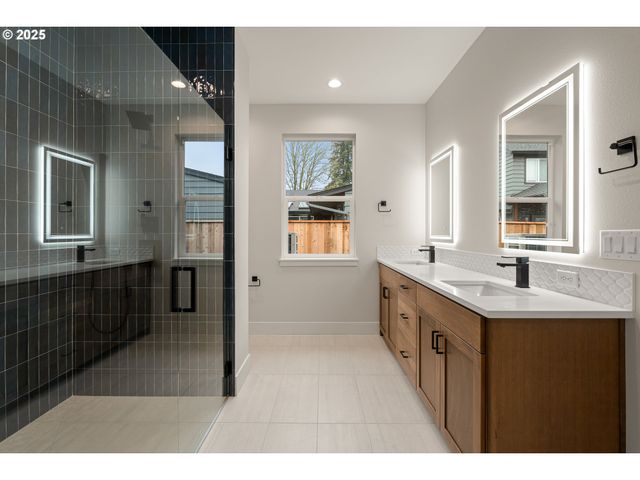 1109 Nw 150TH St, Vancouver, WA 98685