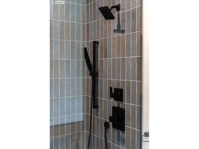 1109 Nw 150TH St, Vancouver, WA 98685