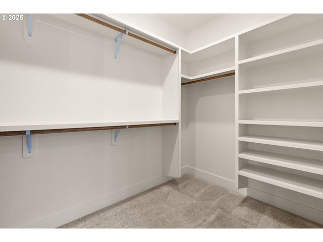 1109 Nw 150TH St, Vancouver, WA 98685