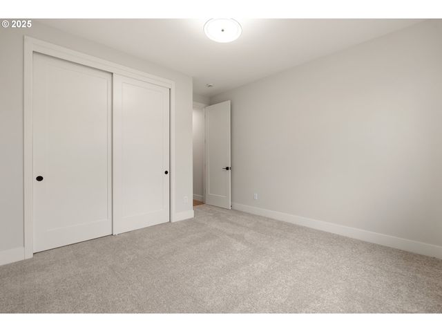 1109 Nw 150TH St, Vancouver, WA 98685