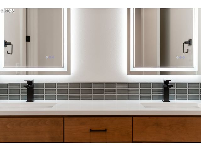 1109 Nw 150TH St, Vancouver, WA 98685