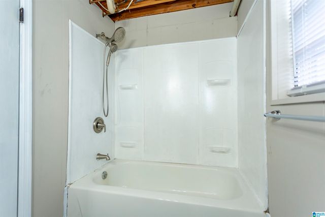 553 TAMBAY DRIVE, Fultondale, AL 35217