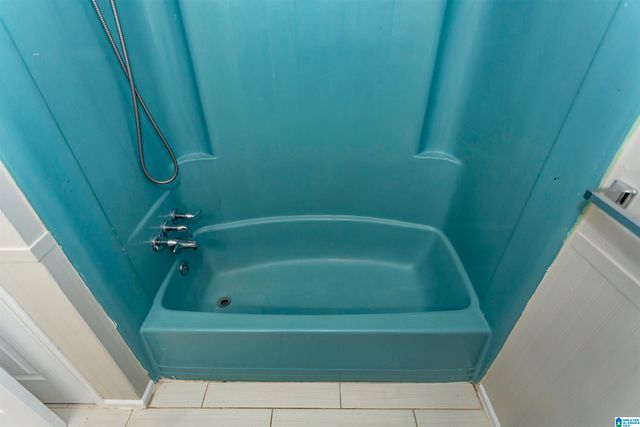 553 TAMBAY DRIVE, Fultondale, AL 35217