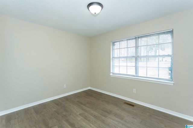 553 TAMBAY DRIVE, Fultondale, AL 35217