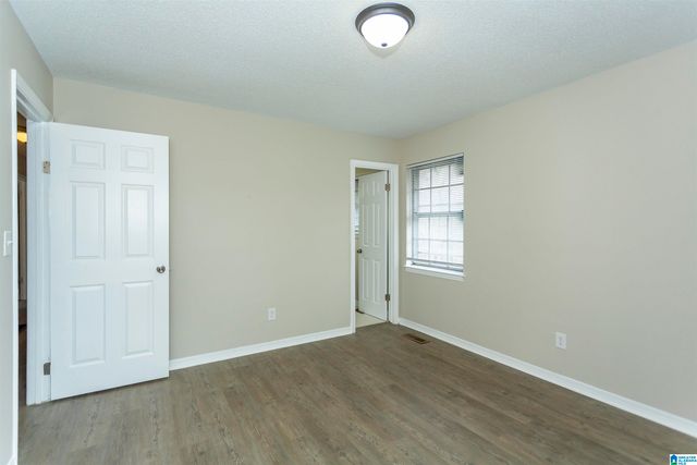 553 TAMBAY DRIVE, Fultondale, AL 35217