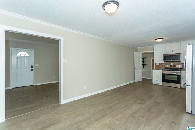 553 TAMBAY DRIVE, Fultondale, AL 35217