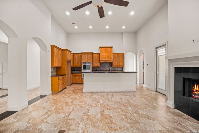 16 Liser Glen, San Antonio, TX 78257