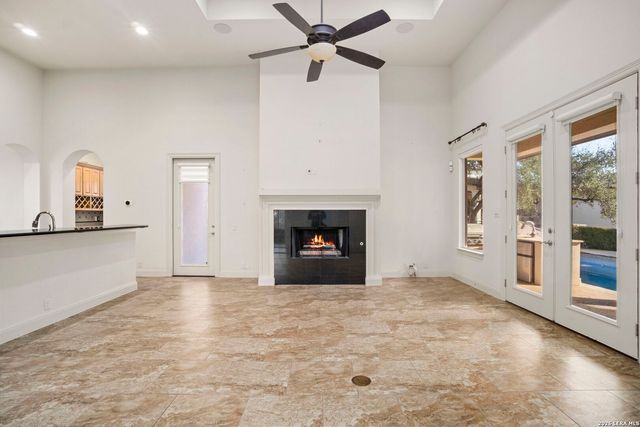 16 Liser Glen, San Antonio, TX 78257