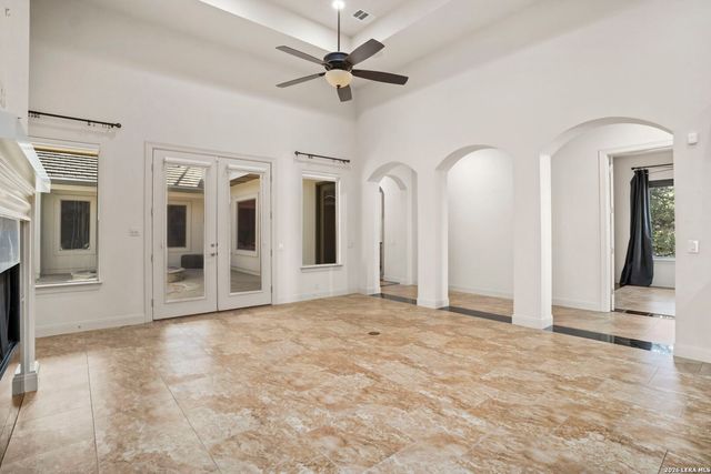 16 Liser Glen, San Antonio, TX 78257