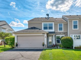 5091 149th Street N 1, Hugo, MN 55038