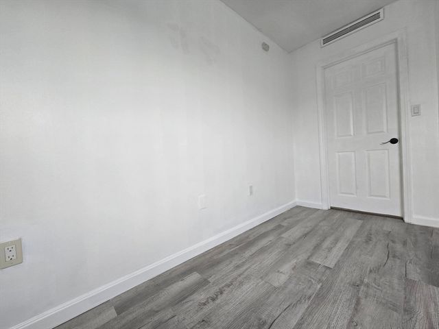 165 Cottage St 706, Chelsea, MA 02150