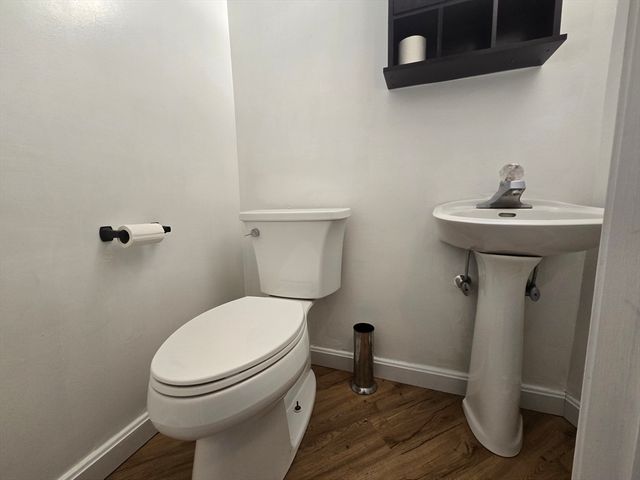 165 Cottage St 706, Chelsea, MA 02150