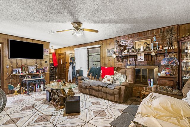 2605 Vz County Road 4923, Ben Wheeler, TX 75754