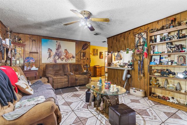 2605 Vz County Road 4923, Ben Wheeler, TX 75754