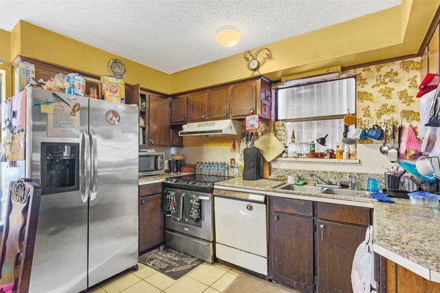 2605 Vz County Road 4923, Ben Wheeler, TX 75754