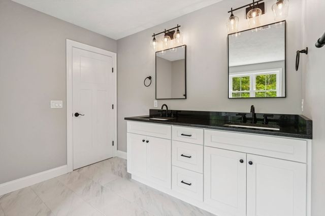 19 Birch Ave, Holden, MA 01520