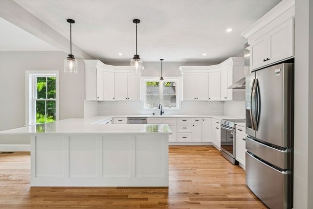 19 Birch Ave, Holden, MA 01520
