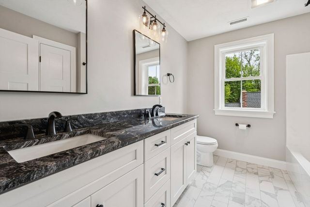 19 Birch Ave, Holden, MA 01520