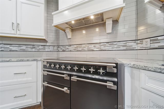 1202 Fairway Street, Claremore, OK 74019