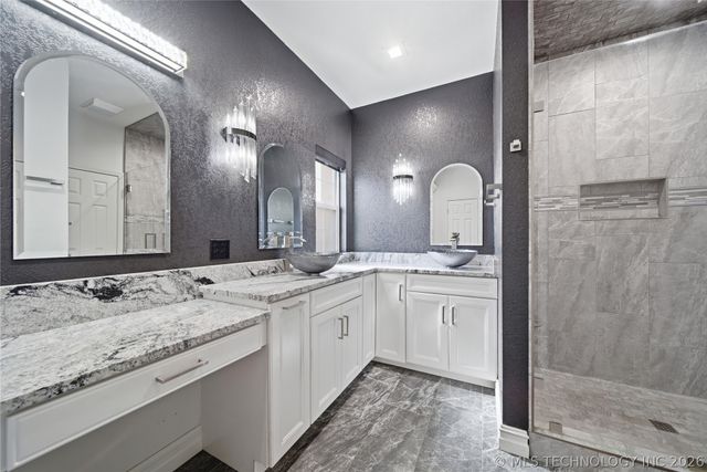 1202 Fairway Street, Claremore, OK 74019