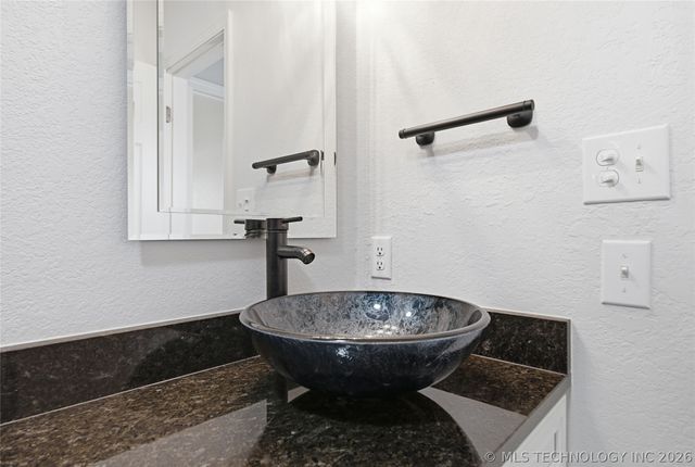 1202 Fairway Street, Claremore, OK 74019