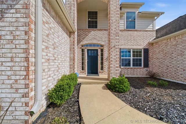 1202 Fairway Street, Claremore, OK 74019