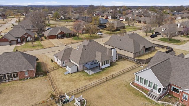 1202 Fairway Street, Claremore, OK 74019